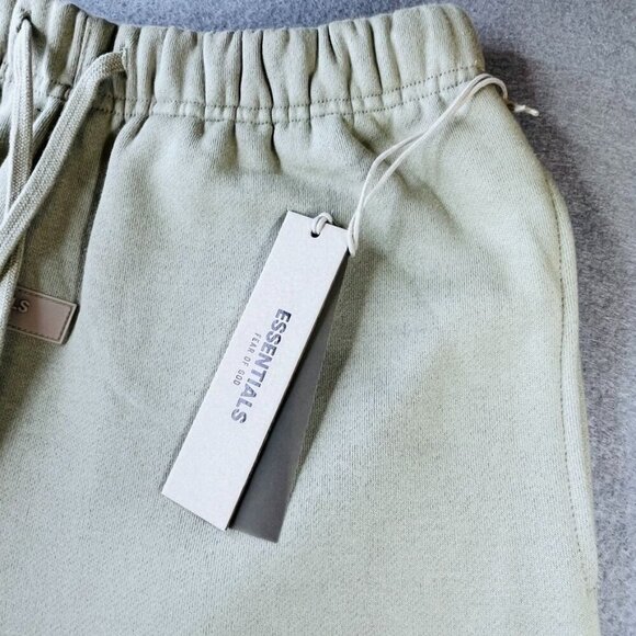 Essentials Fear of God Fleece Shorts Size XS Seafoam Green 6" inseam - Picture 2 of 13